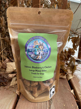 Load image into Gallery viewer, Salmon, Blueberry & Chicken Mixed Bites